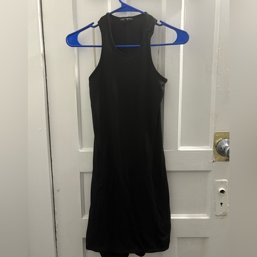 Black backless ruched dress.